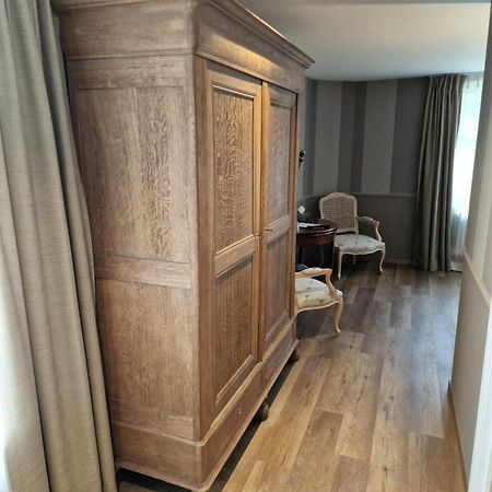 Hotel Le Cor De Chasse Saint-Hubert Esterno foto