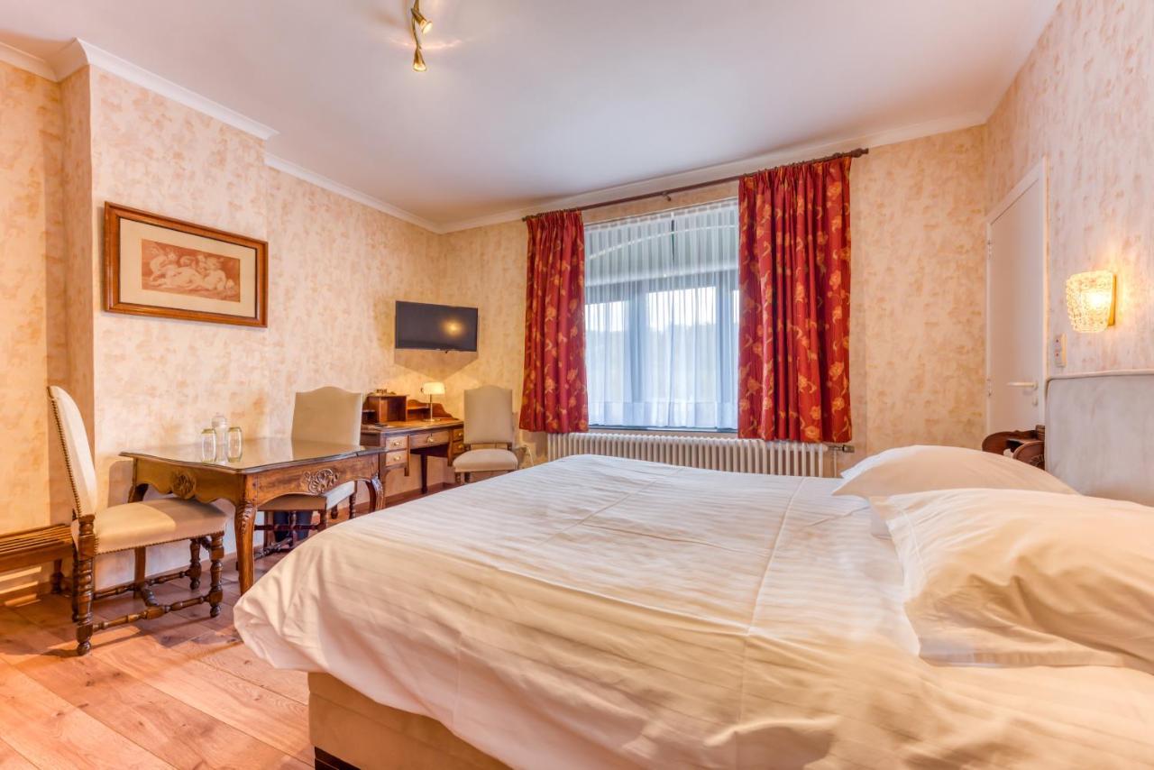 Hotel Le Cor De Chasse Saint-Hubert Esterno foto
