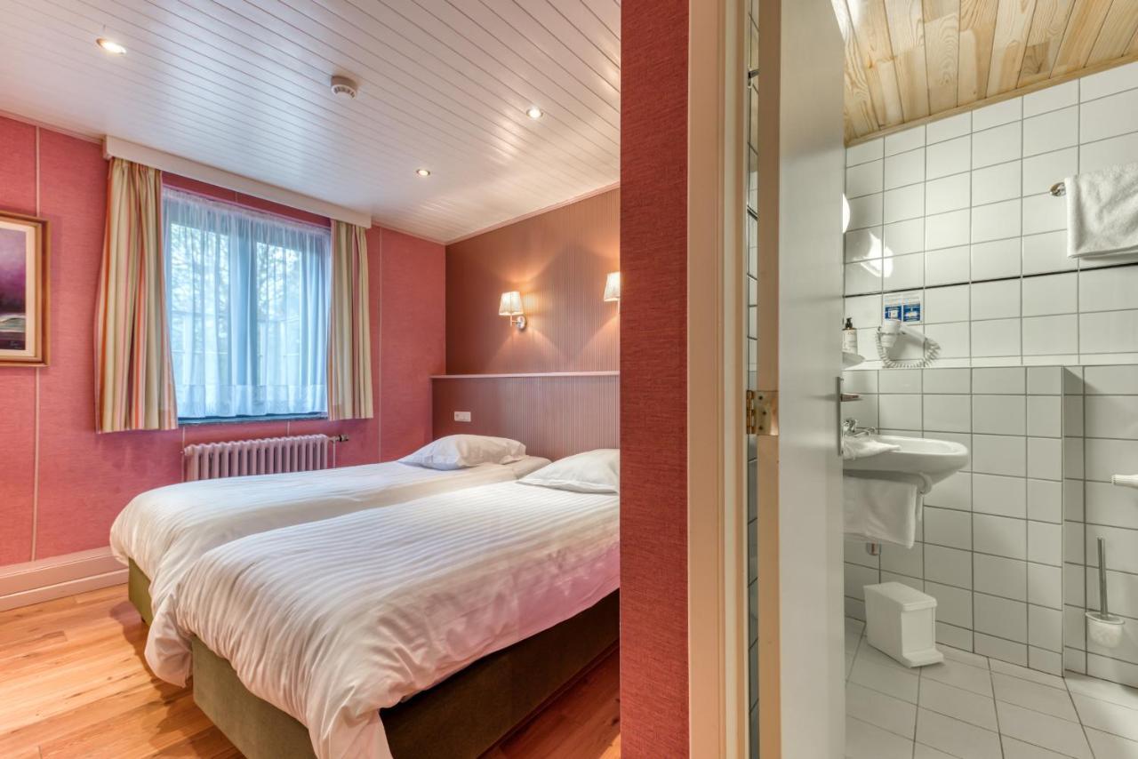 Hotel Le Cor De Chasse Saint-Hubert Esterno foto