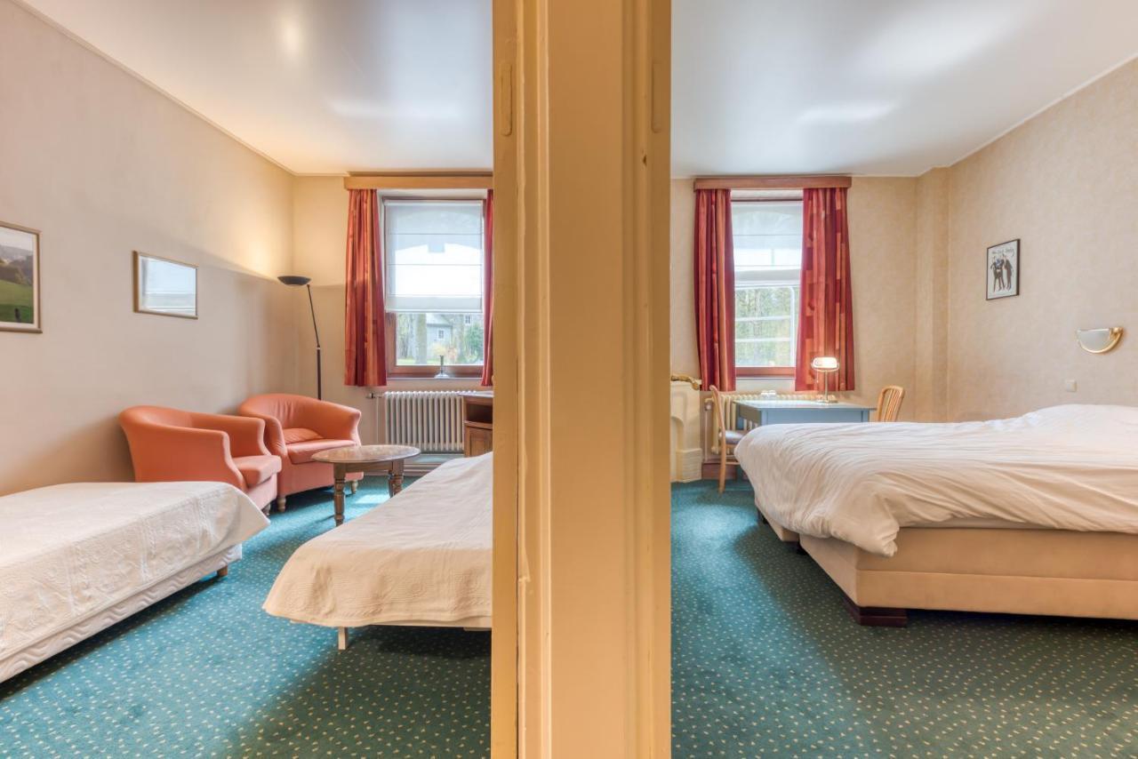 Hotel Le Cor De Chasse Saint-Hubert Esterno foto
